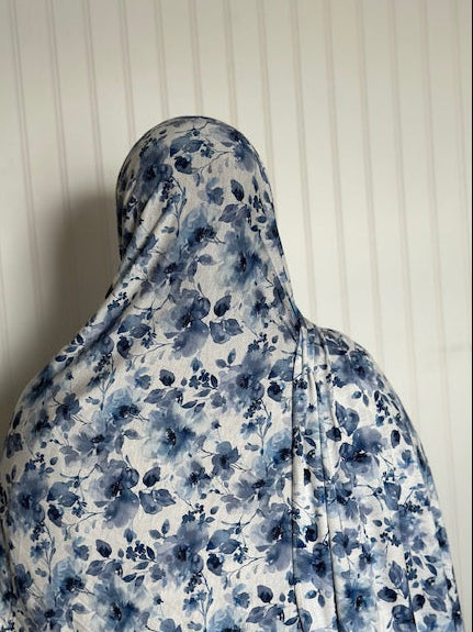Navy Poise